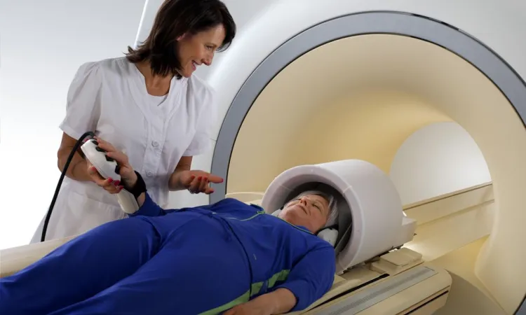 Проведение МРТ сосудов головного мозга в САО